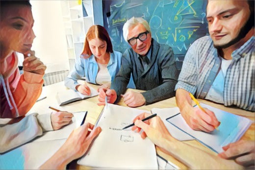 Gemeinsame Teamarbeit im akademischen Umfeld, fokussiert auf Problemlösung und Zusammenarbeit.