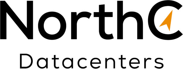 Logo von NorthC Datacenters mit modernem Design und orangefarbenem Pfeil im Buchstaben C.